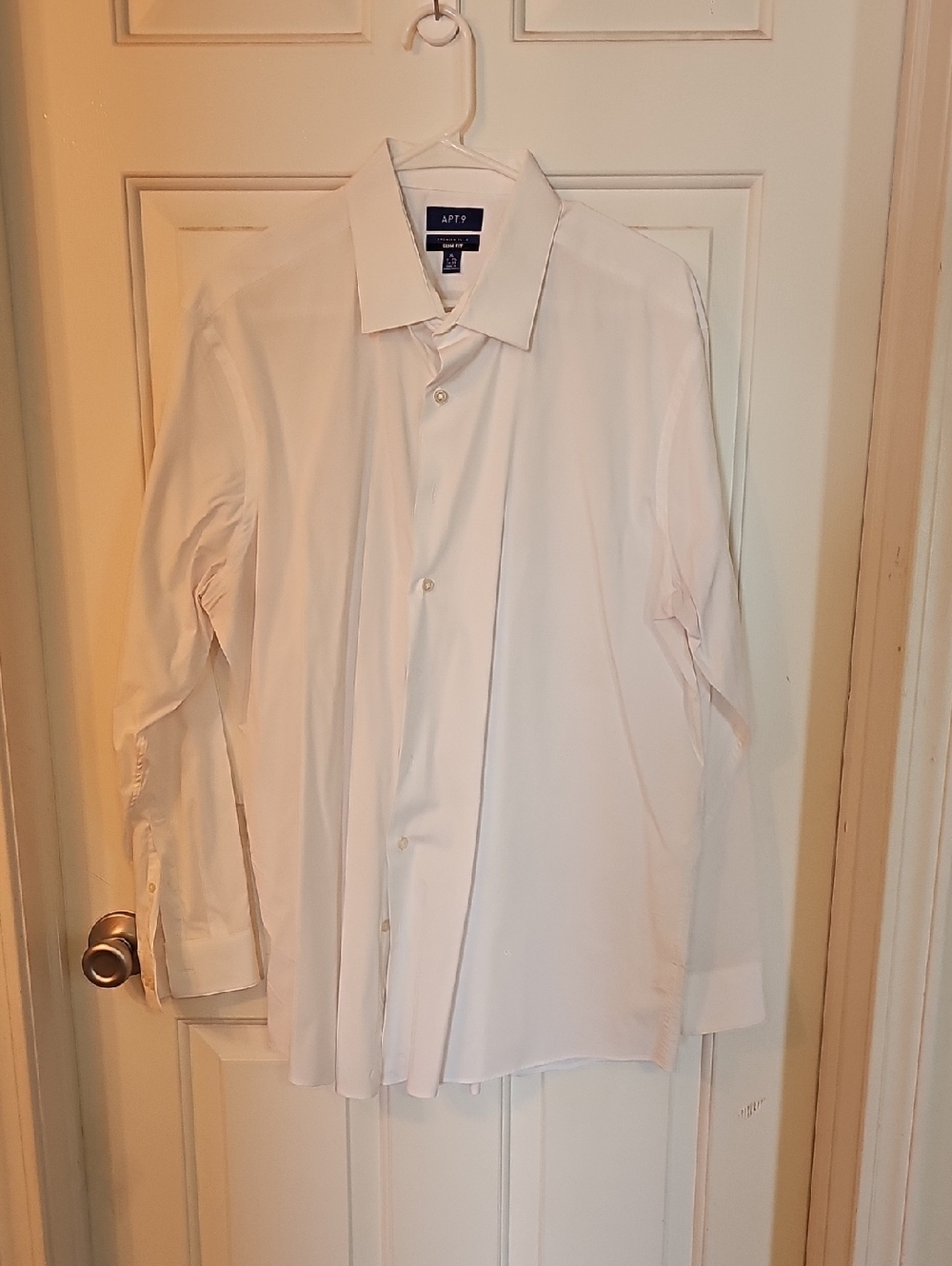 Apt. 9 Men's White Button-Down Dress Shirt